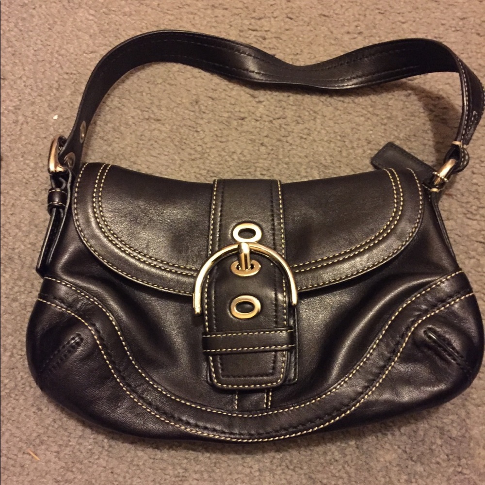 Coach leather shoulder/hand bag